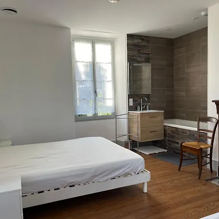 Proche De Sarlat -vue Exceptionnelle